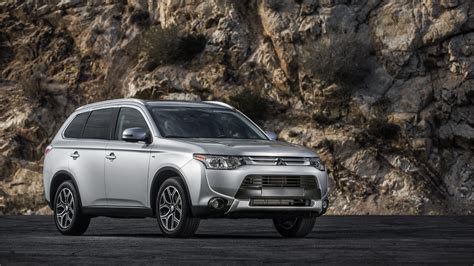 Mitsubishi outlander years to avoid. Things To Know About Mitsubishi outlander years to avoid. 